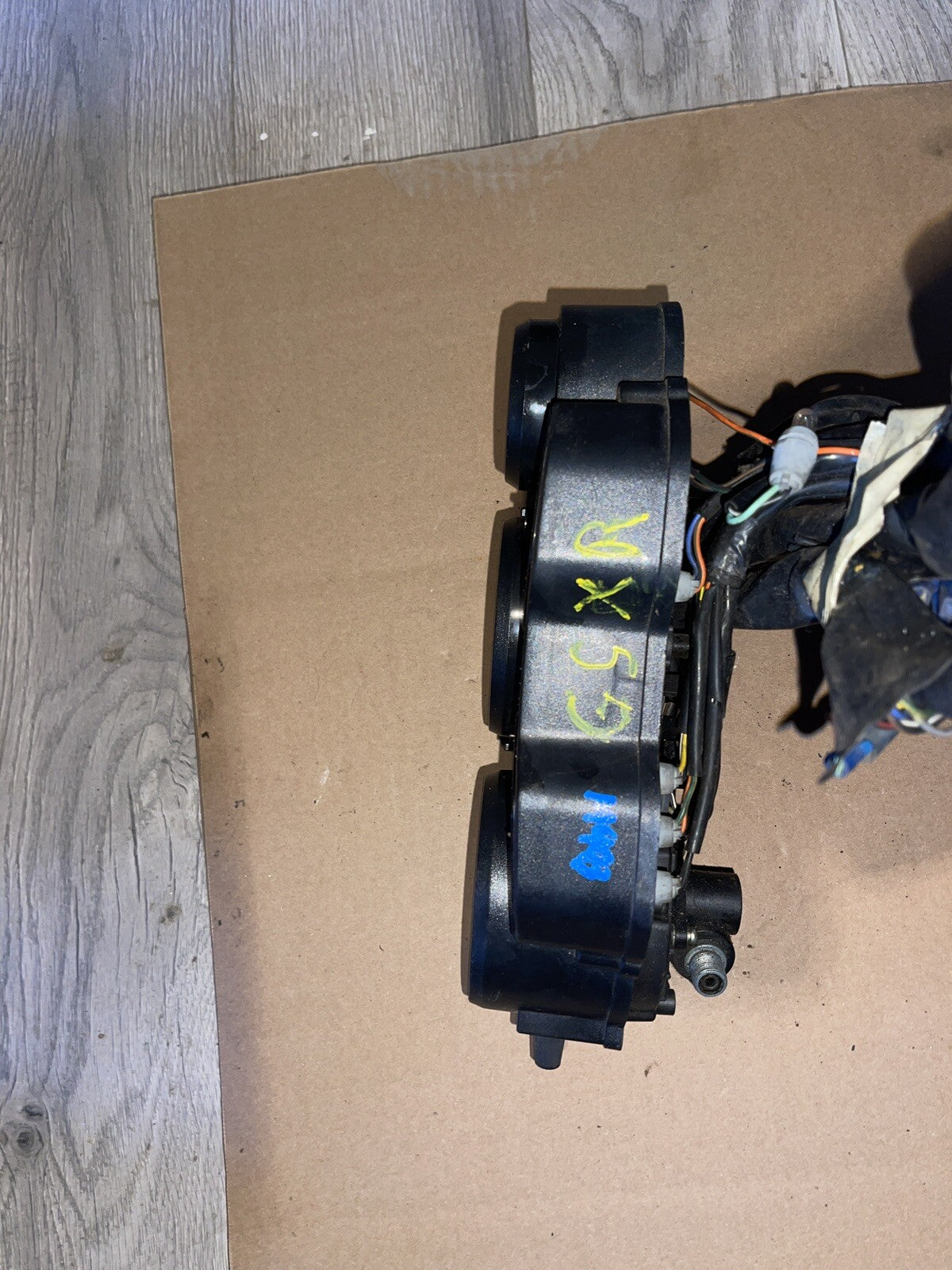 1995 SUZUKI GSXR 750 INSTRUMENTAL CLUSTER SPEEDOMETER TACH TEMP GAUGE GSXR750 95