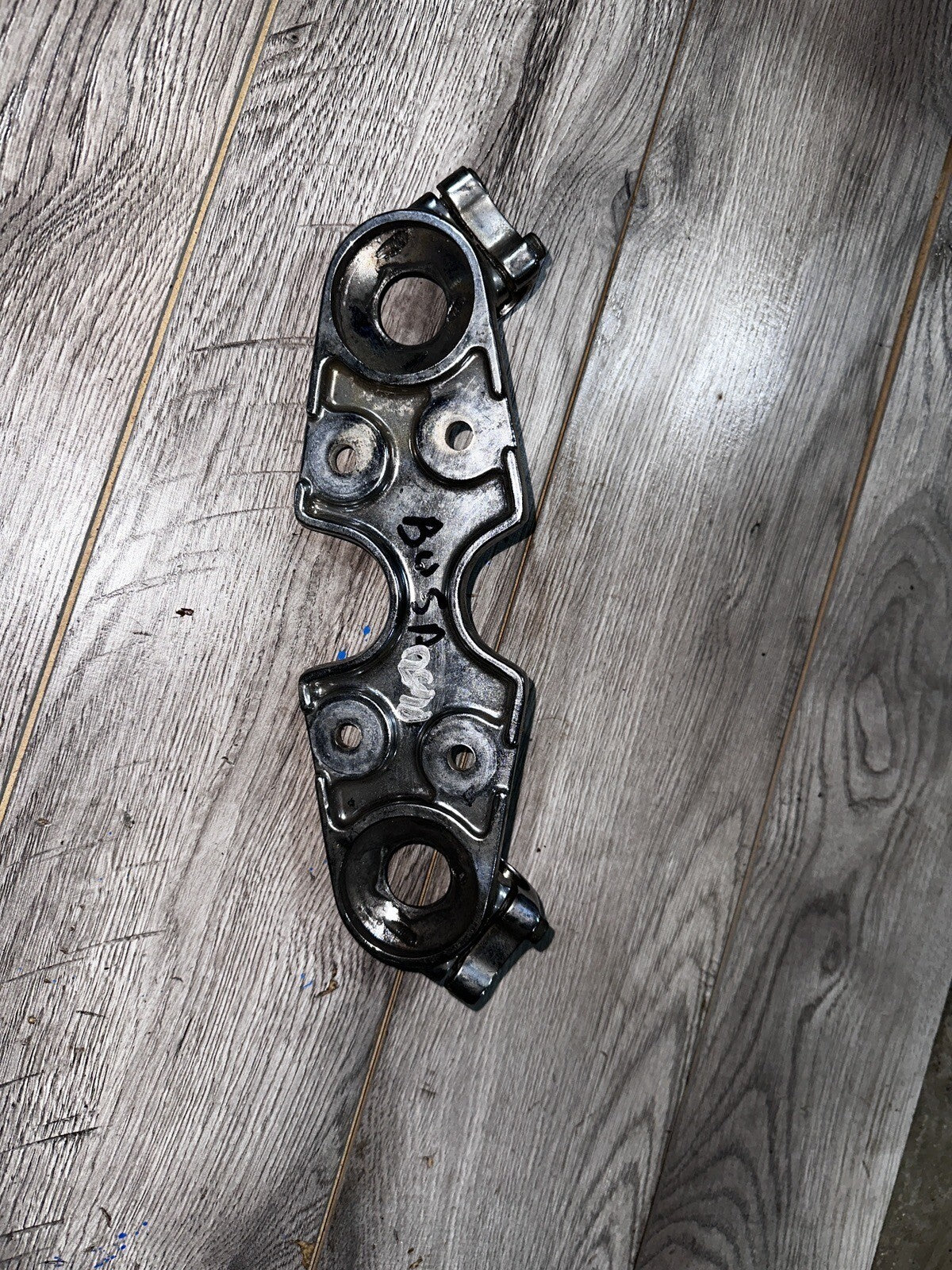 99-07 SUZUKI HAYABUSA FORKS UPPER TRIPLE TREE CLAMP
