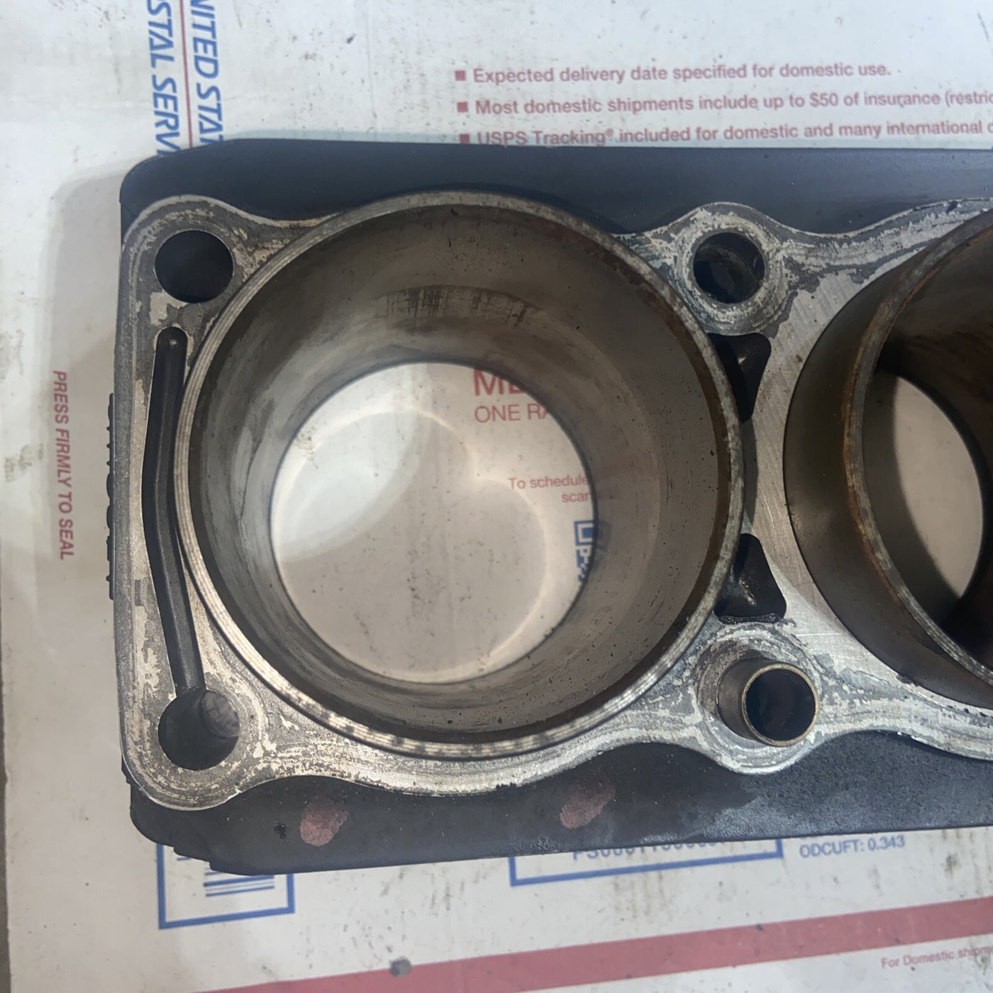 1989 Suzuki GSXR ENGINE MOTOR PISTON CYLINDERS BLOCK JUG