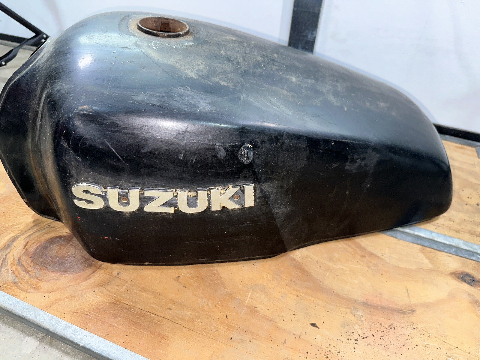 1982 Suzuki GS 750 E GAS Tank Fuel Tank