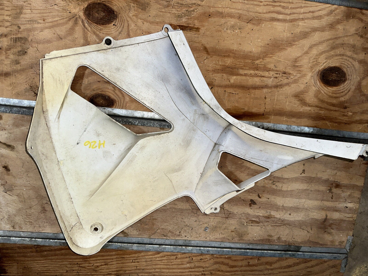 03-04 HONDA CBR600RR ZXMT LEFT MID UPPER SIDE FAIRING COWL PLASTIC