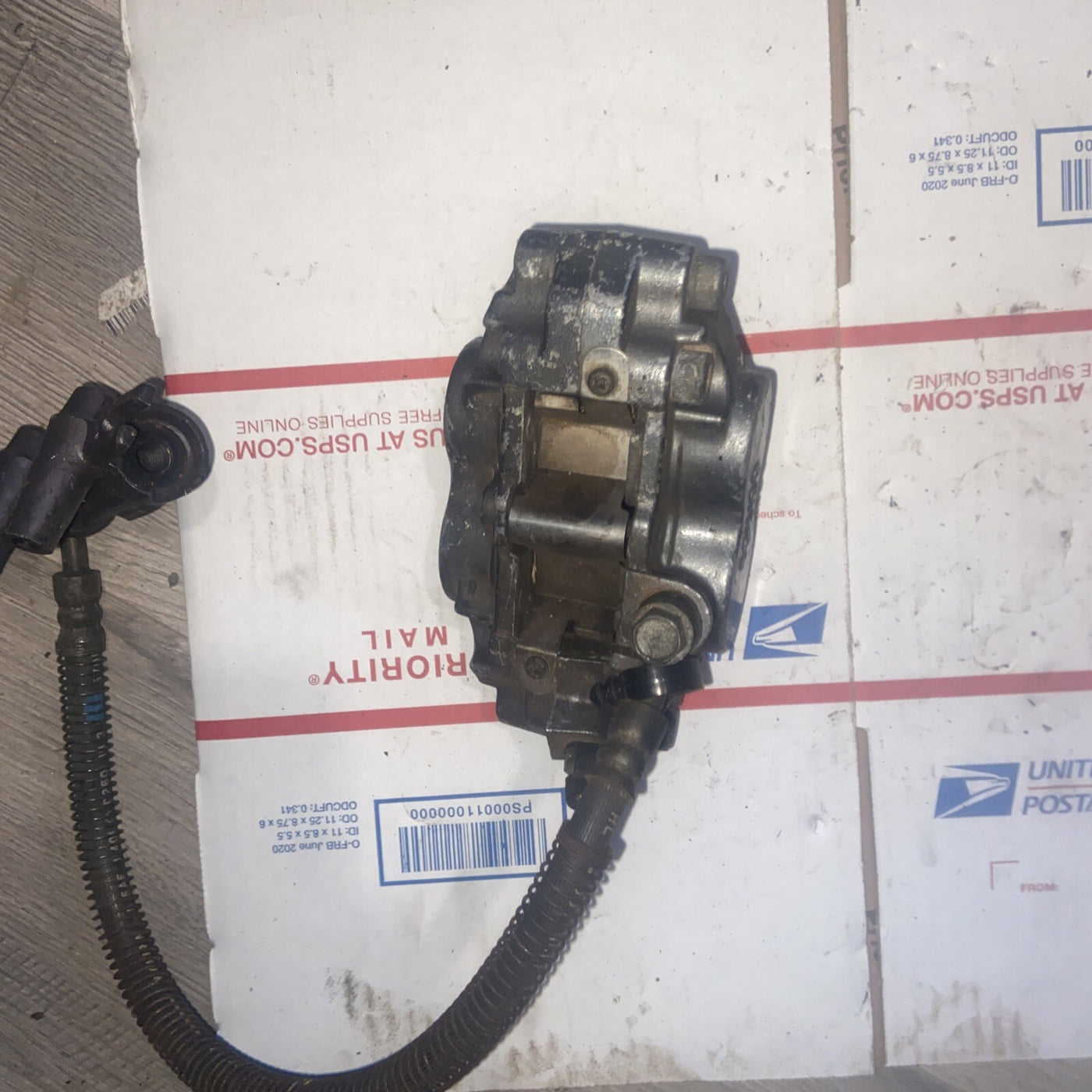 94 KAWASAKI NINJA ZX7 BRAKE CALIPER