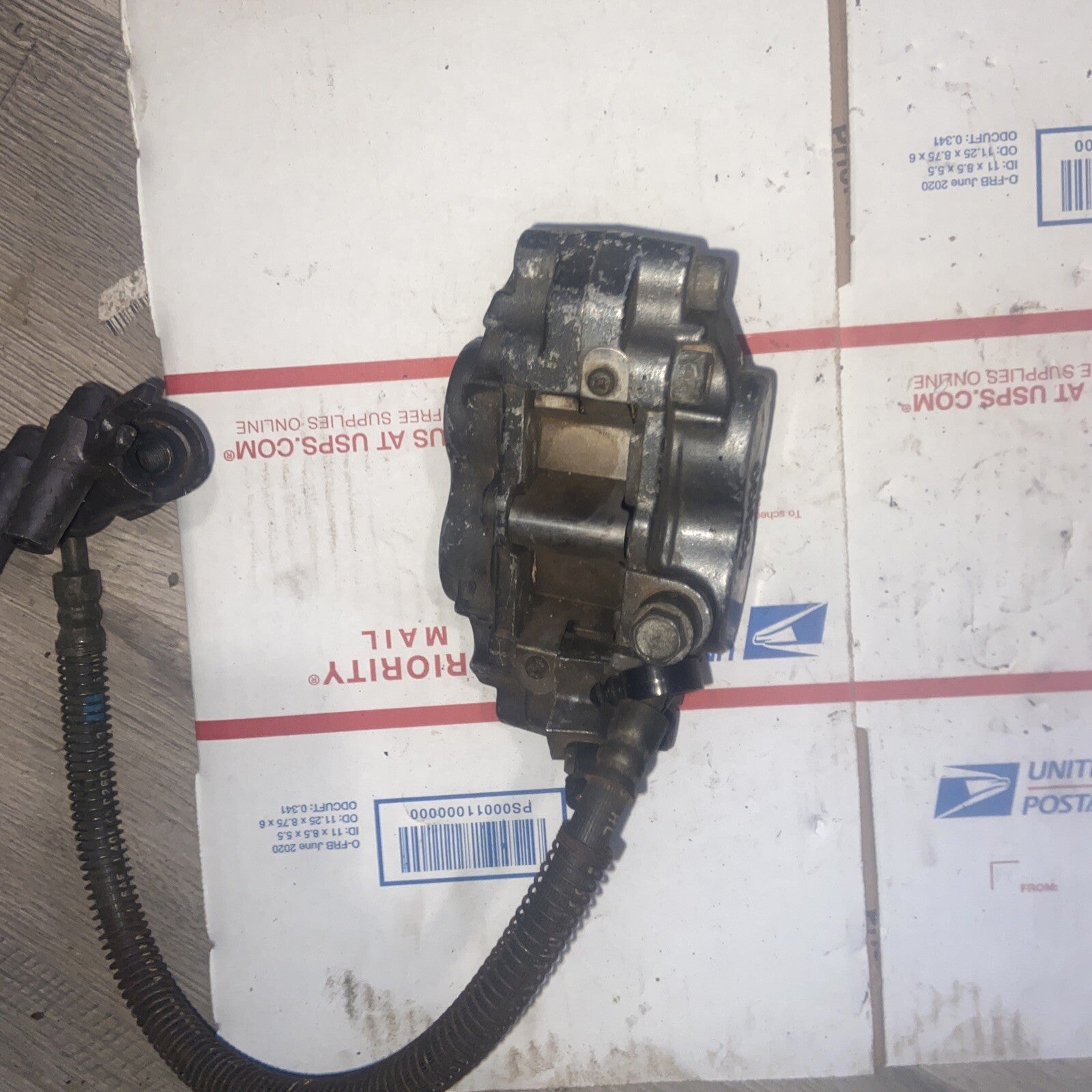 94 KAWASAKI NINJA ZX7 BRAKE CALIPER