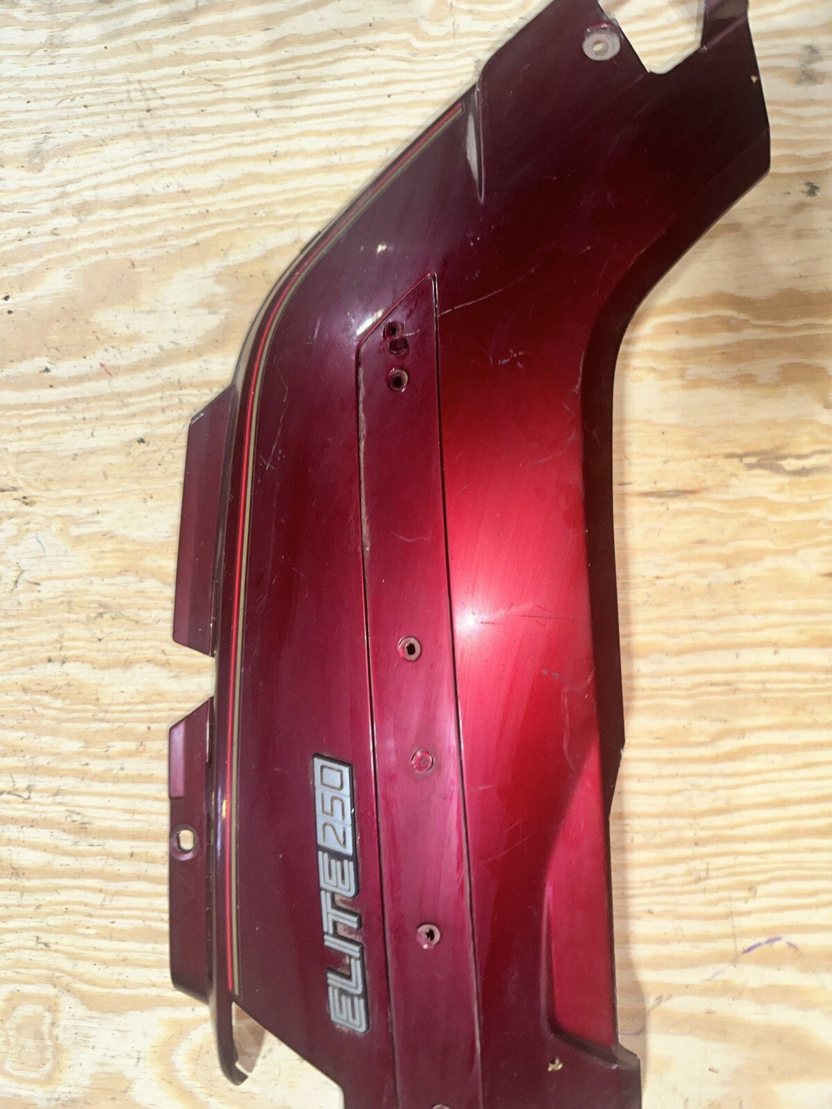 85 Honda CH 250 CH250 Elite Scooter right side cover cowl fairing panel