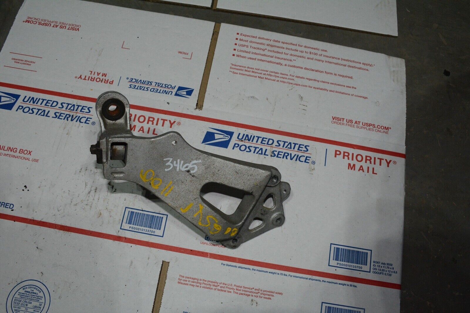 86-87 SUZUKI GSXR1100 REAR BACK PASSENGER PEG SET PAIR