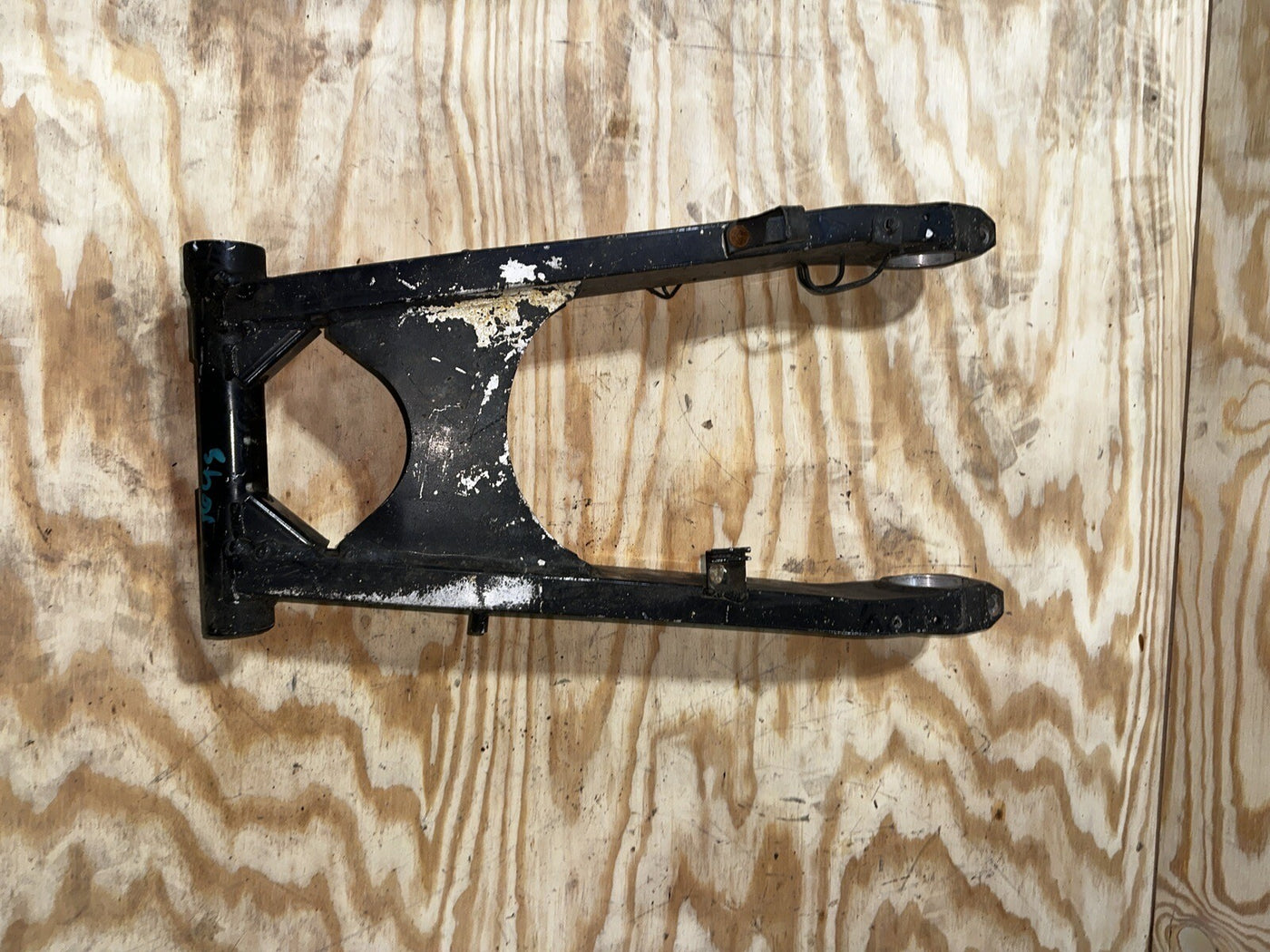 Rear Swingarm Assy. / Complete Back Swing Arm 95-01 ZX11 Ninja ZX-11 ZX1100D
