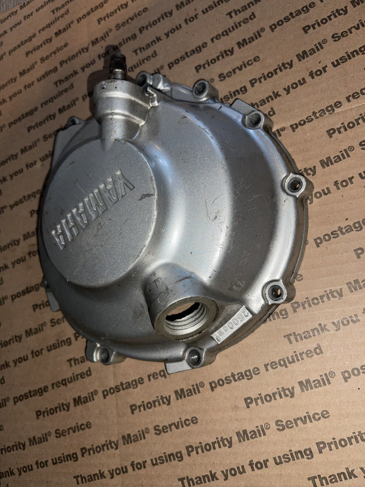 01-02 2001 2002 Yamaha Yzf R6 Engine Clutch Cover