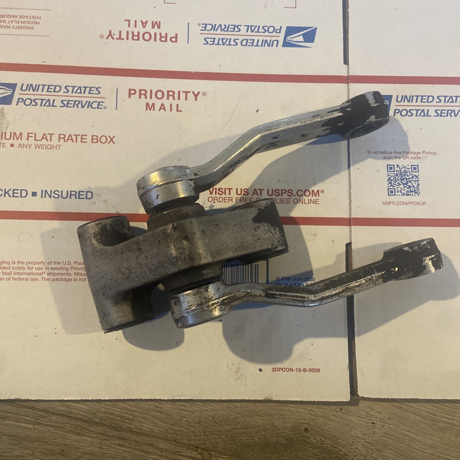 1993-2002 Kawasaki Ninja ZX600 ZX6 rear shock dogbone suspension linkage