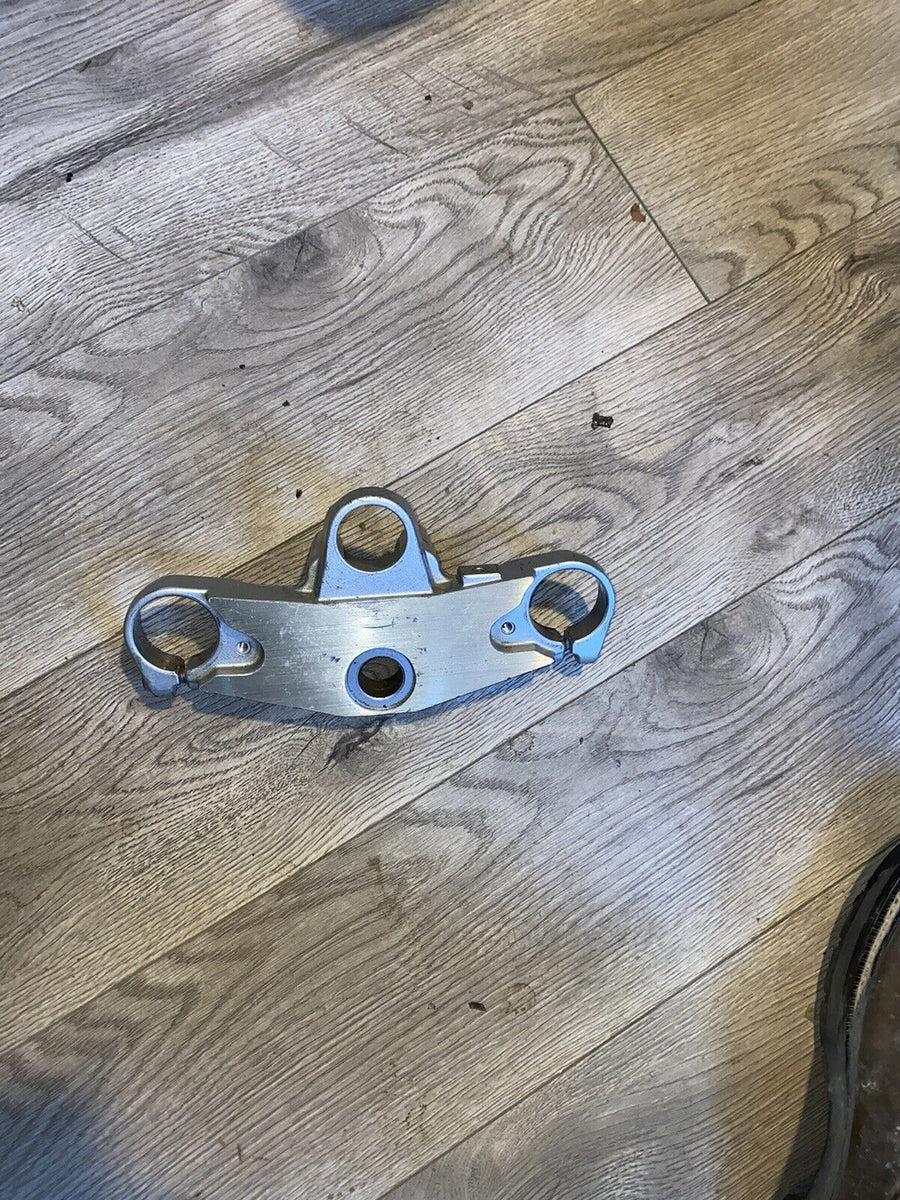 yamaha yzf600 upper triple tree