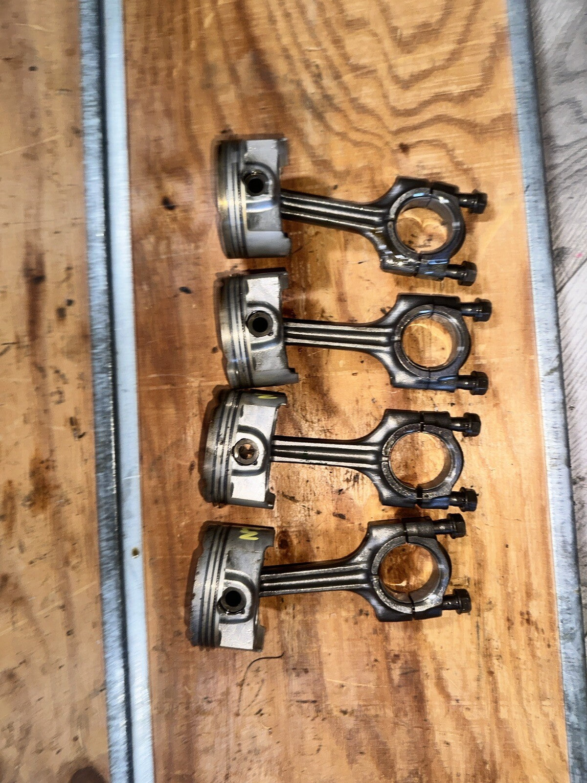 97-00 Suzuki GSXR 750 SRAD Engine Motor Pistons Connecting Rods
