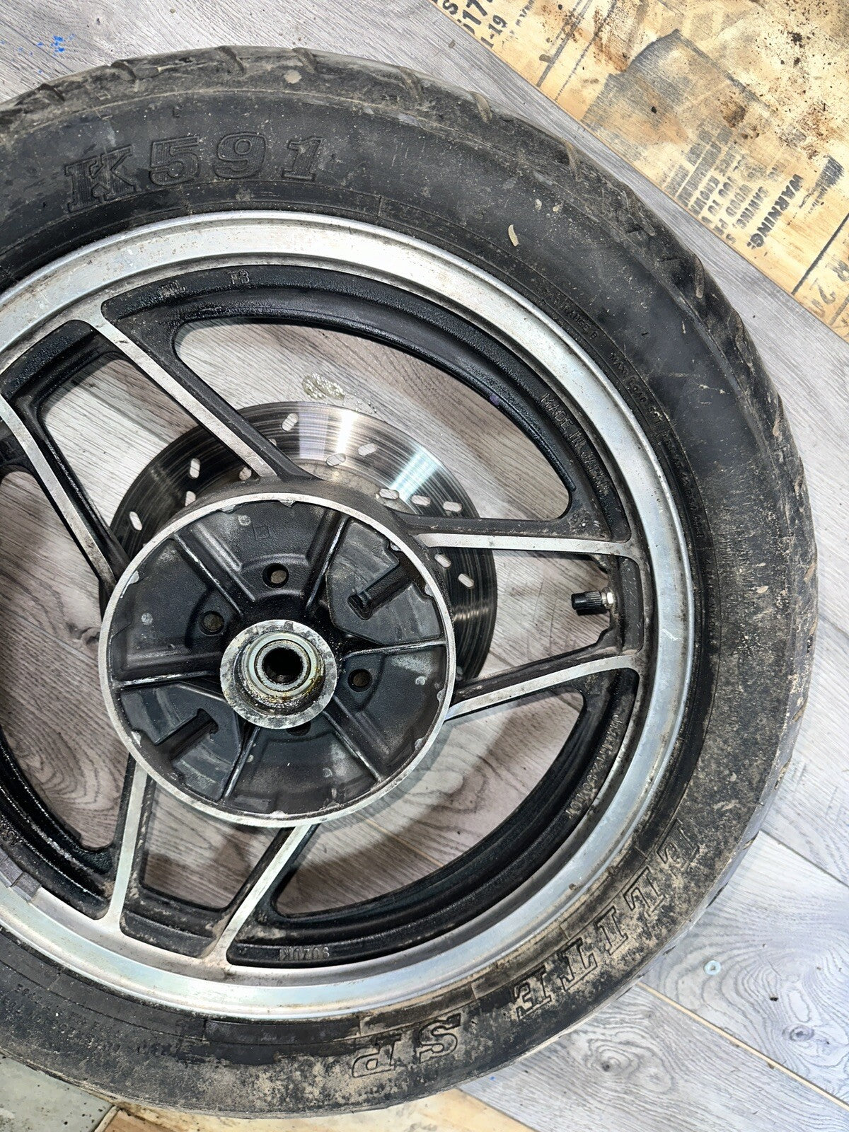 1983 SUZUKI GS1100ES REAR RIM 64111-49500-291