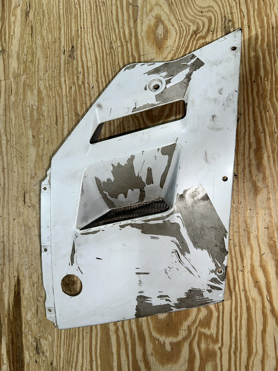 91 92 GSXR1100 LEFT MID SIDE FAIRING COWL PLASTIC OEM