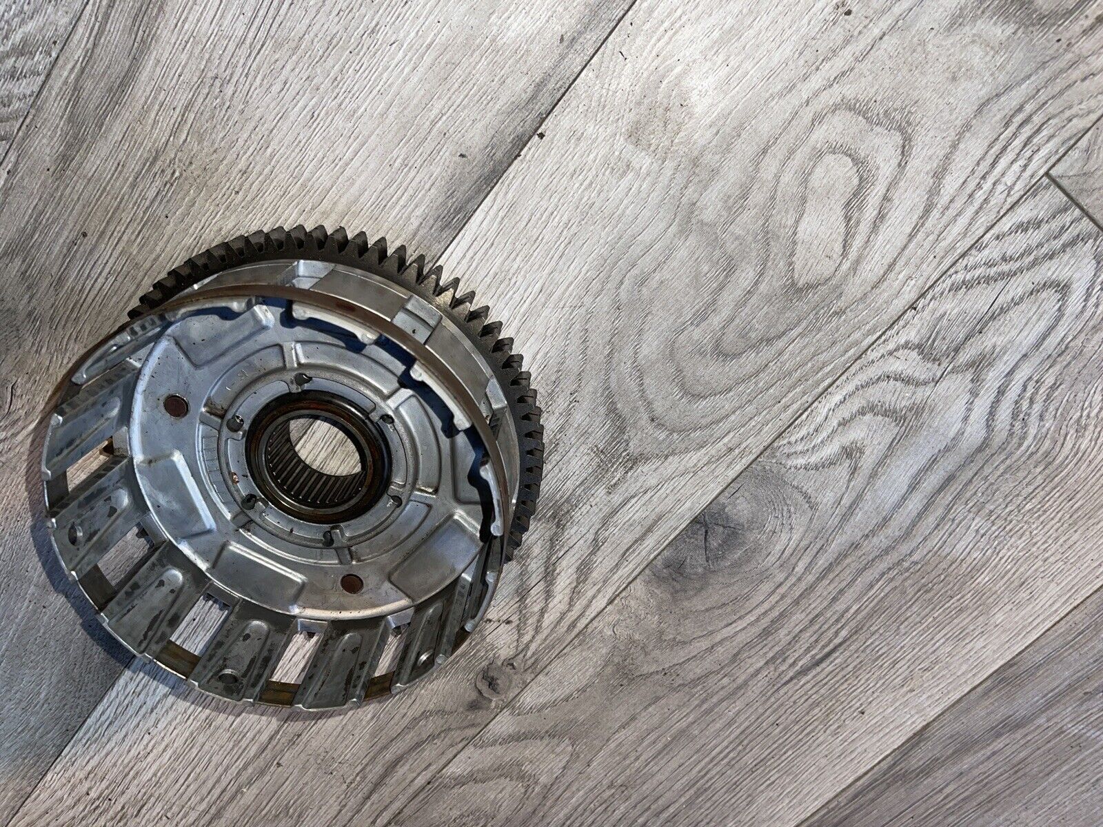 1981 HONDA CB650C  CLUTCH BASKET