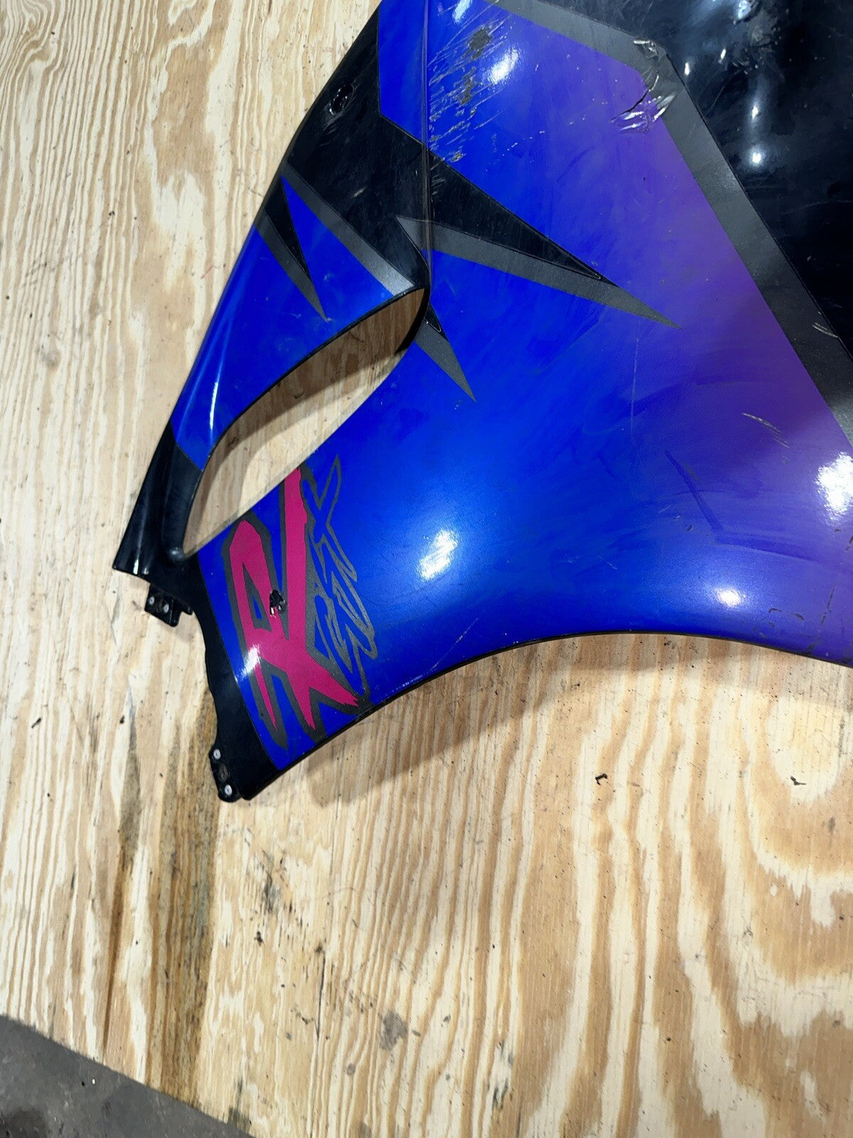92 93 SUZUKI GSXR 600 750 LEFT SIDE LOWER FAIRING COWL OEM 94481-17E0