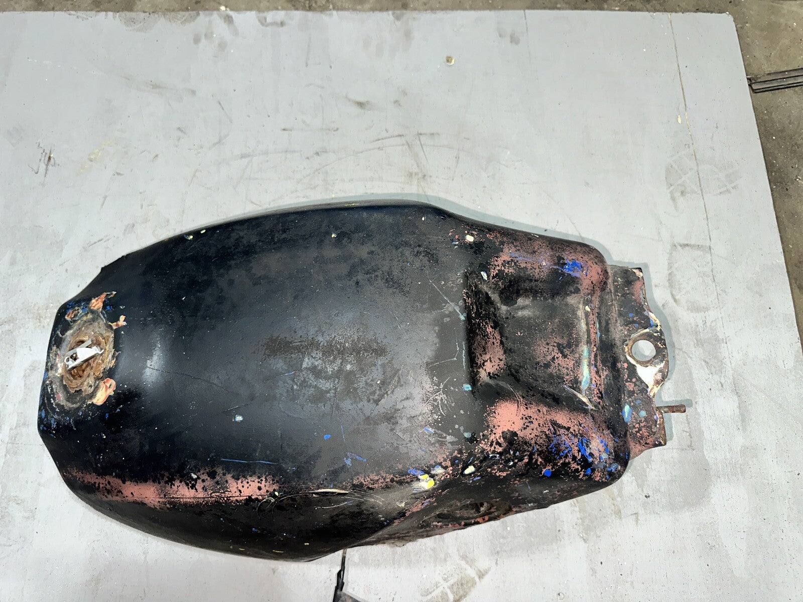 84 HONDA INTERCEPTOR 750 VF750F GAS TANK FUEL PETROL RESERVOIR Lots Of Filler