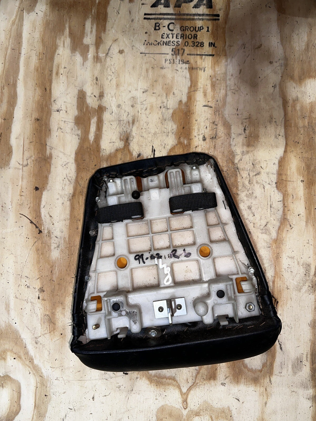 99-02 YAMAHA YZF R6 Rear Passenger Seat