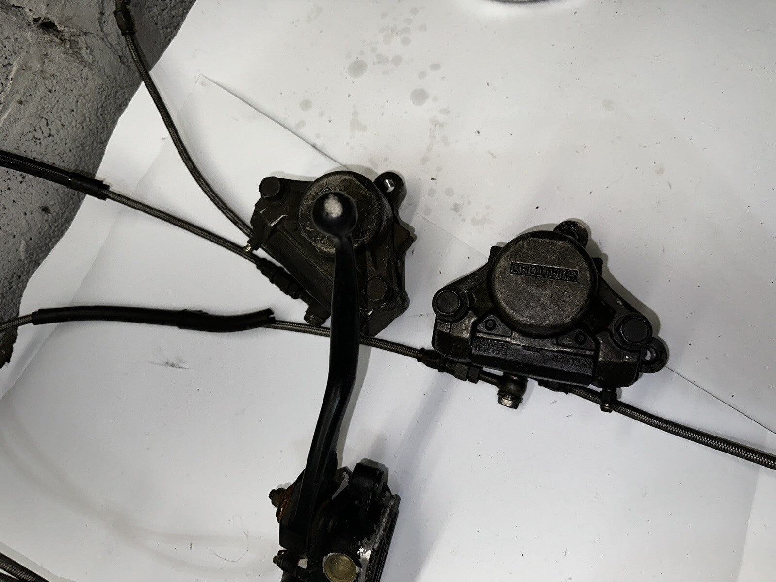 86-87 YAMAHA FJ1200 FRONT BRAKE CALIPER PAIR CALIPERS MASTER CYLINDER