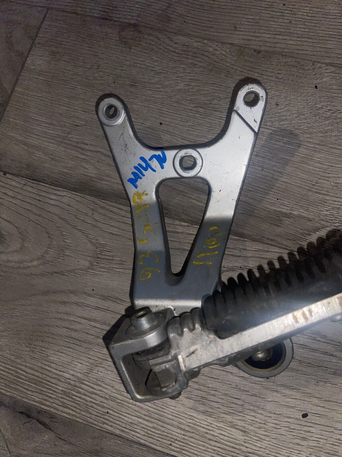 93-98 Suzuki GSXR1100W GSXR1100 Rear Left Passenger Peg Bracket