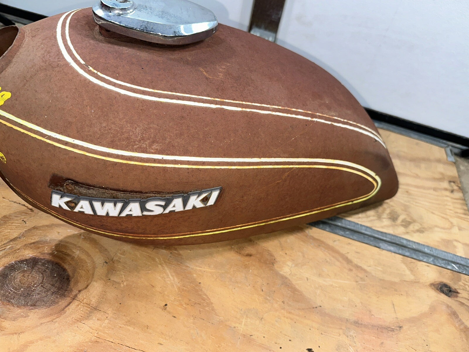 1974-77 Kawasaki KZ400 KZ 400 Gas Tank Fuel