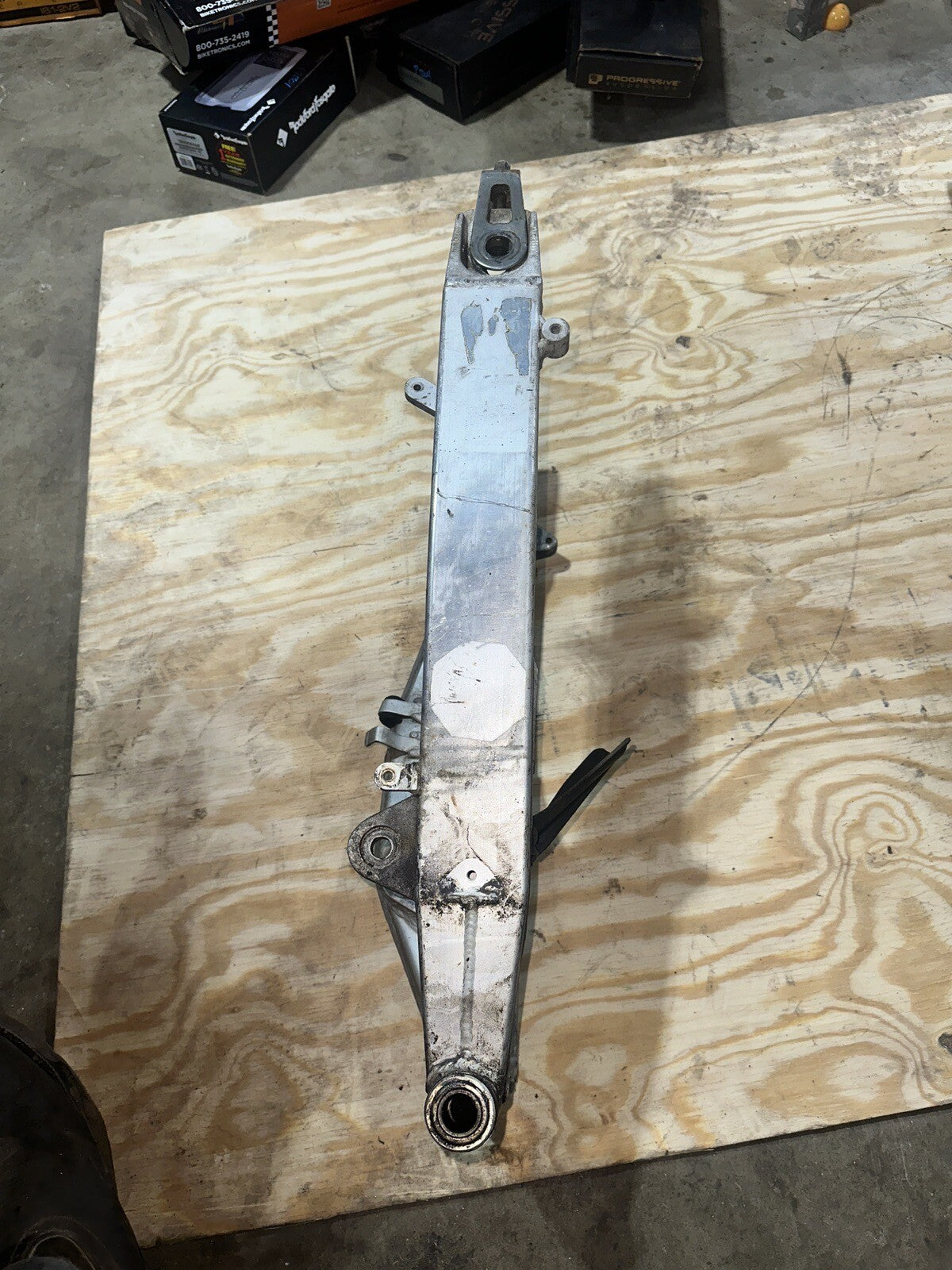 93 Suzuki GSXR750 GSX R750 GSXR 750 Swingarm Swing Arm 