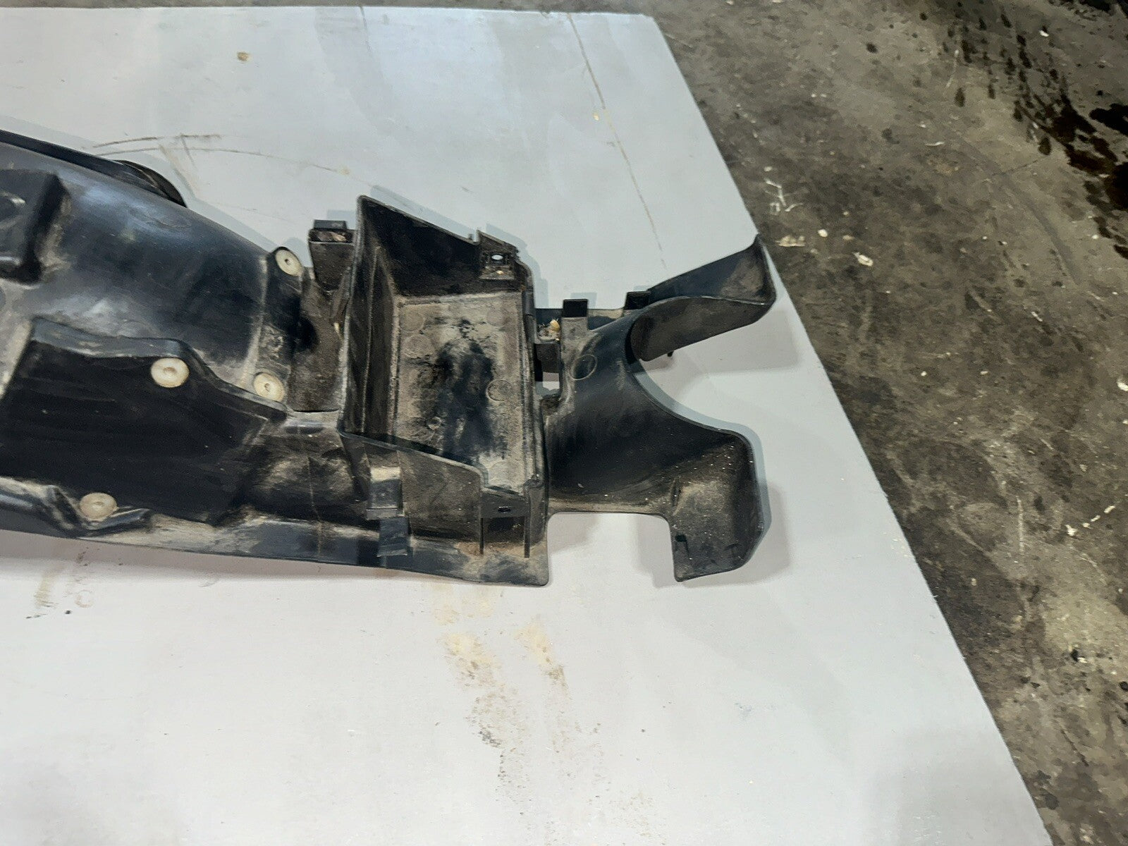 1992-1998 Yamaha xj600s SECA II REAR BACK TAIL UNDERTAIL FAIRING COWL FENDER