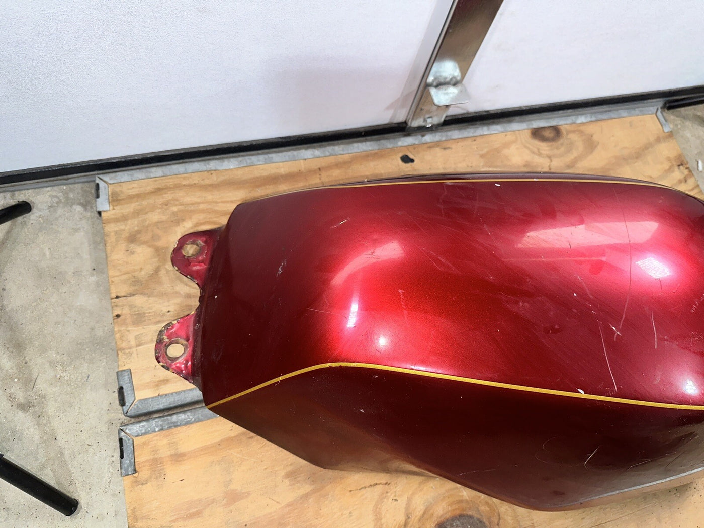 1982 Suzuki GS1100E Fuel Tank GS1100 E GS 1100 E GAS