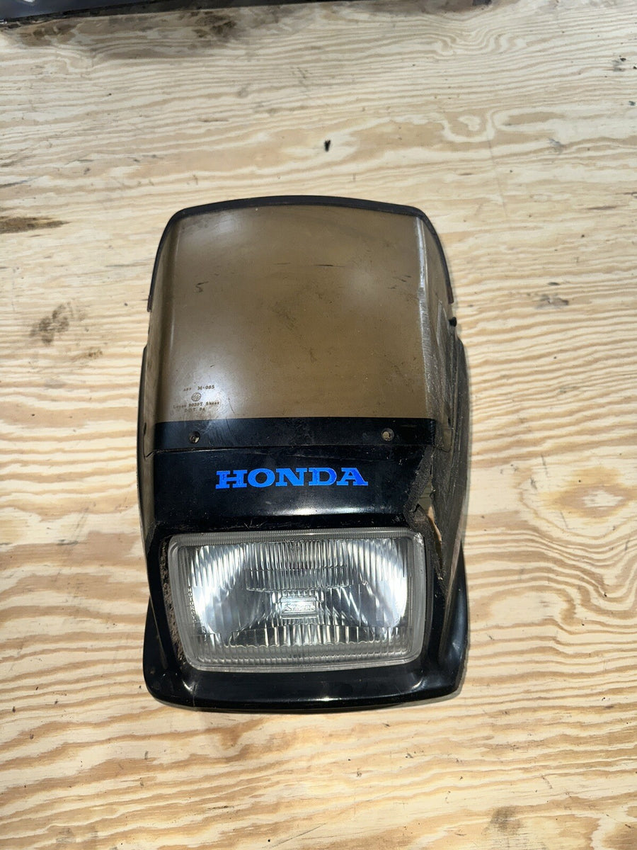1984 HONDA NIGHTHAWK 700S CB700SC FRONT COWL FAIRING HEADLIGHT WIND