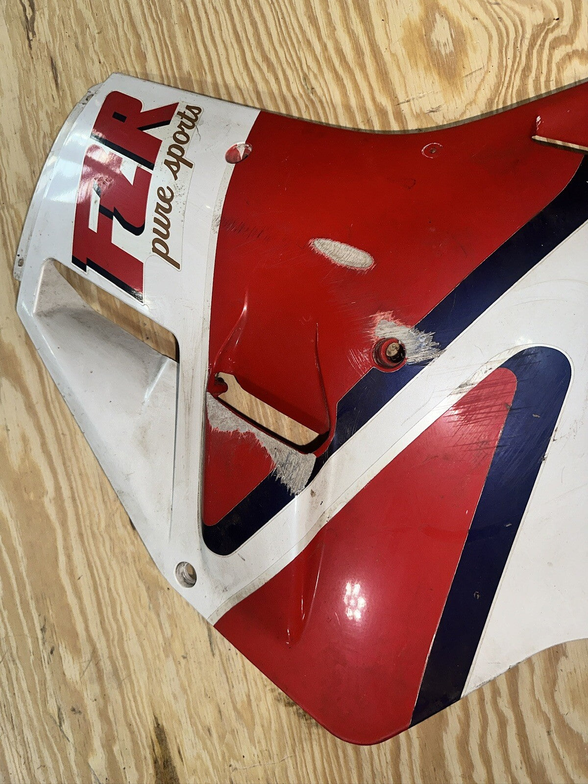 1989 1990 YAMAHA FZR1000 RIGHT SIDE COVER FRAME PANEL COWL FAIRING