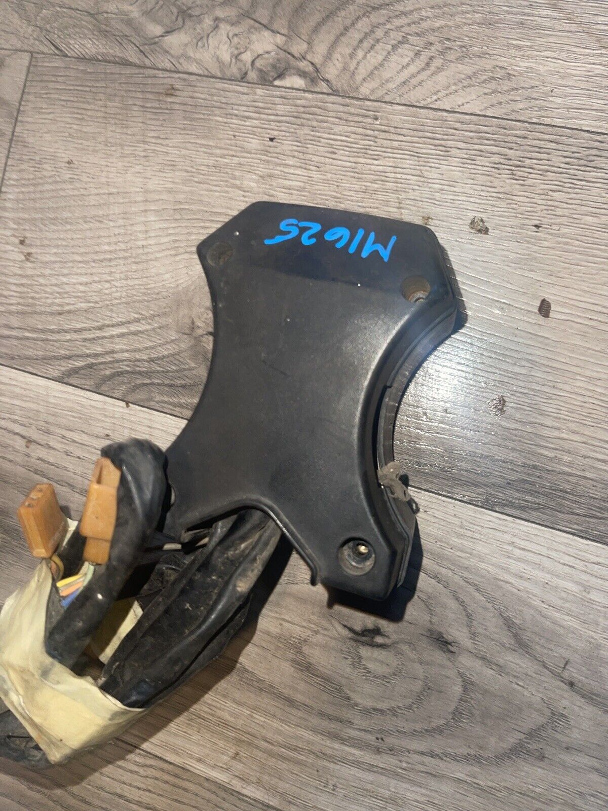 1981 Suzuki GS 550c fuel gauge instrument panel used