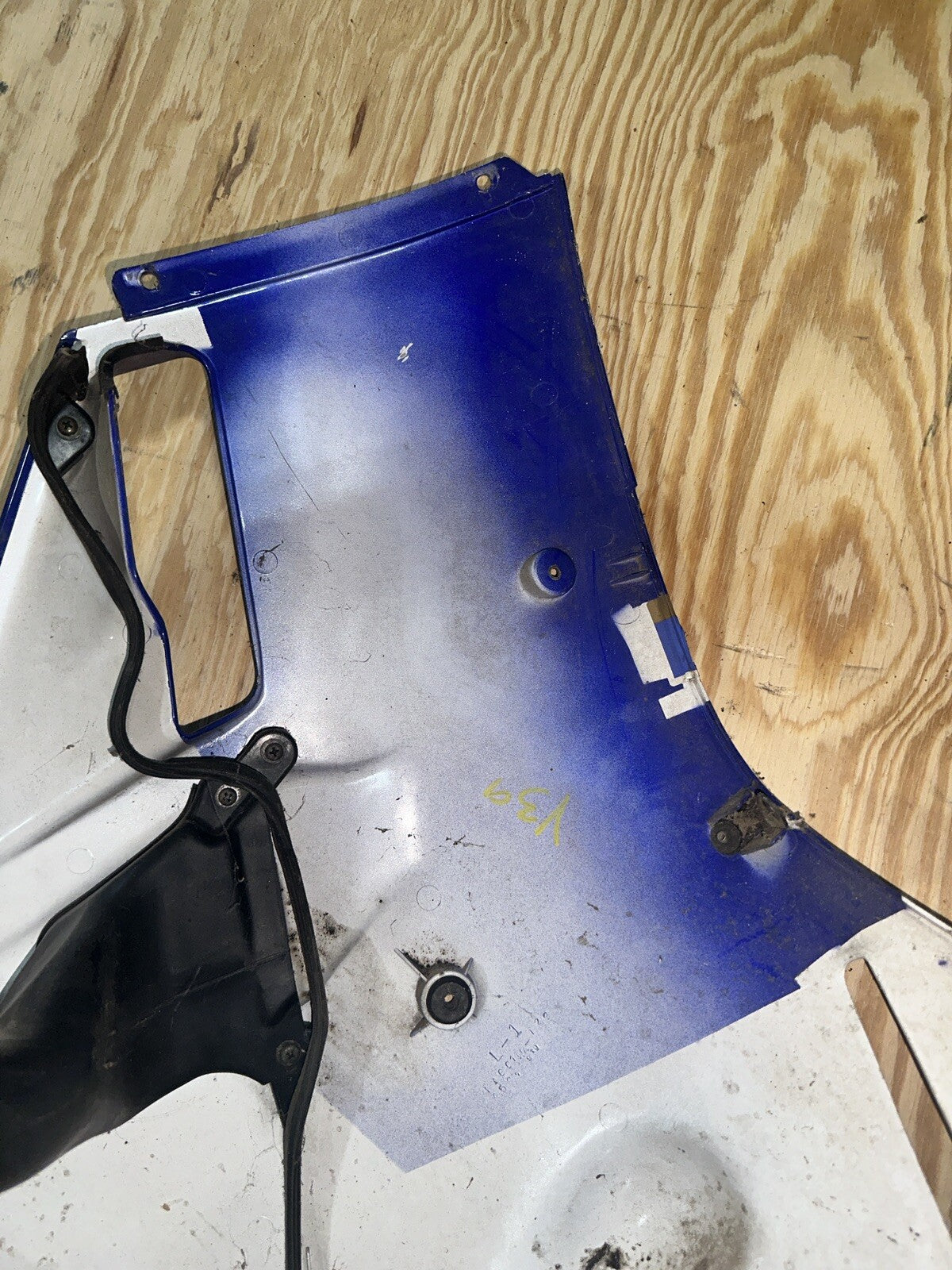 Yamaha FZR1000 FZR 1000 Left Side Fairing Cowl Body 