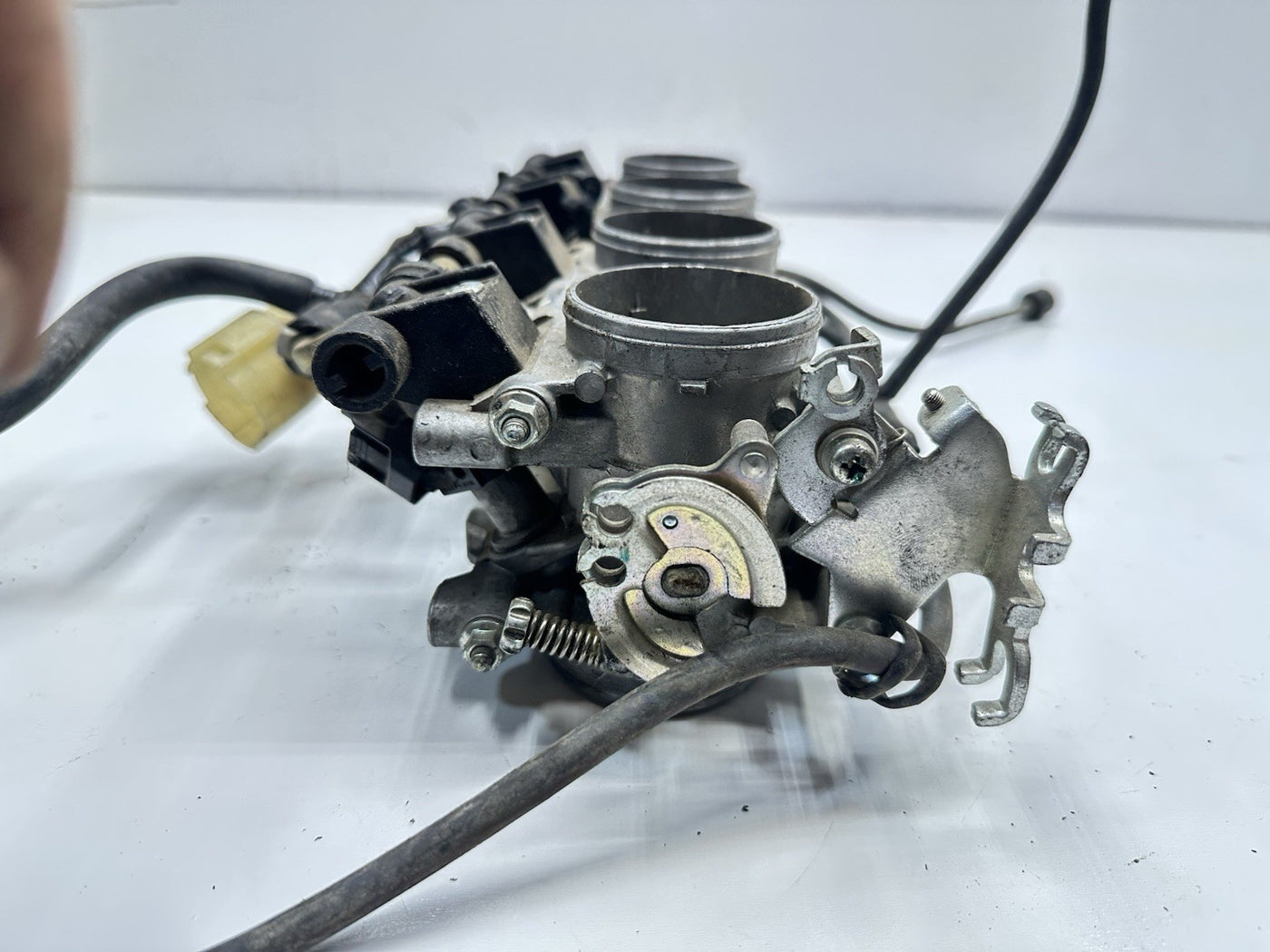 2004-2007 SUZUKI HAYABUSA THROTTLE BODIES BODY