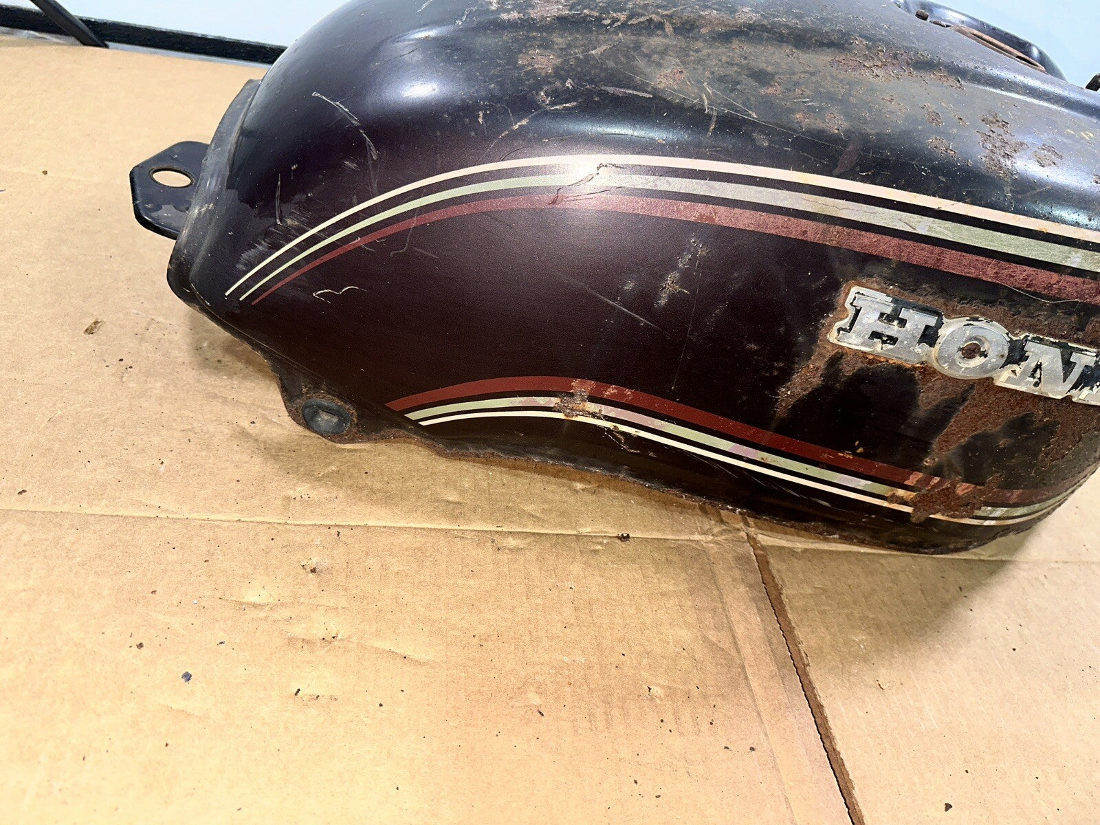 HONDA 80 81 CB750K GAS TANK FUEL CELL PETROL OEM Dented