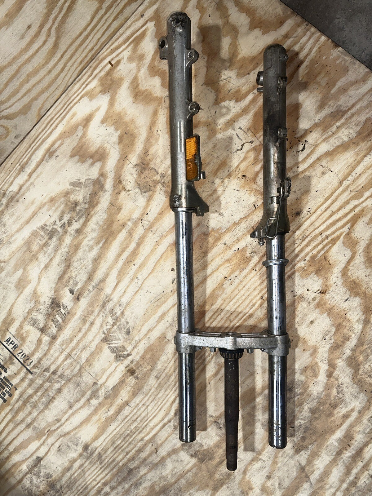 1985 85 84 YAMAHA VIRAGO Xv1000 XV 1000 FRONT FORKS Triple Clamp Steering BENT