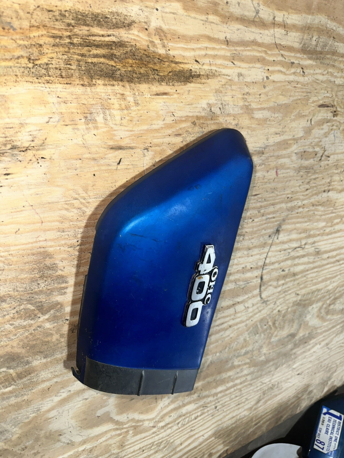 KAWASAKI KZ 400 KZ400 OHC RIGHT SIDE COVER PANEL PLASTIC