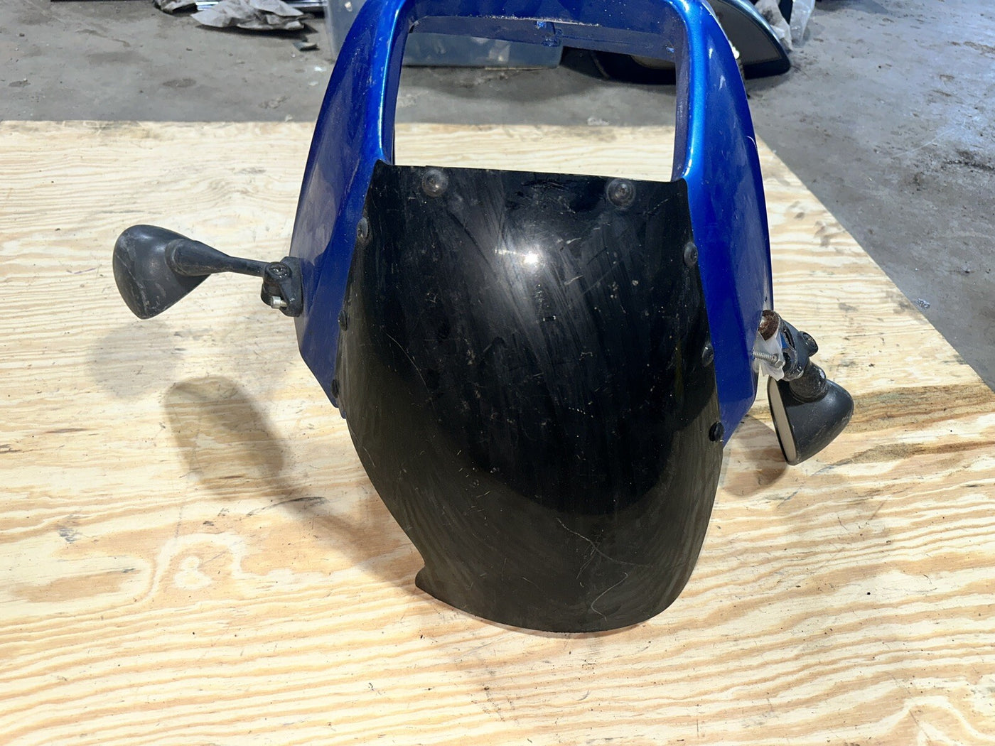 Honda Interceptor Front Upper Fairing Cowl 1984-1986 VF500 64100-MF2-0000