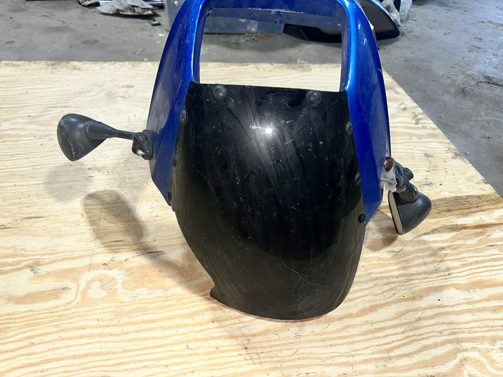 Honda Interceptor Front Upper Fairing Cowl 1984-1986 VF500 64100-MF2-0000