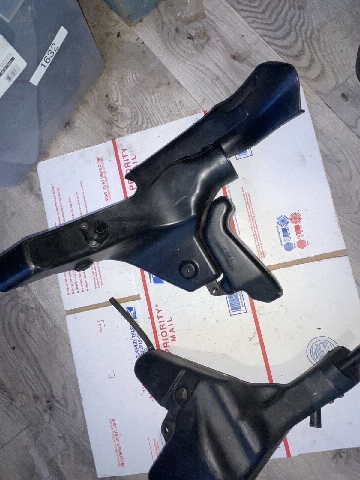 95 - 97 Kawasaki ZX6e ZX 6Right & Left Air Box Intake Duct