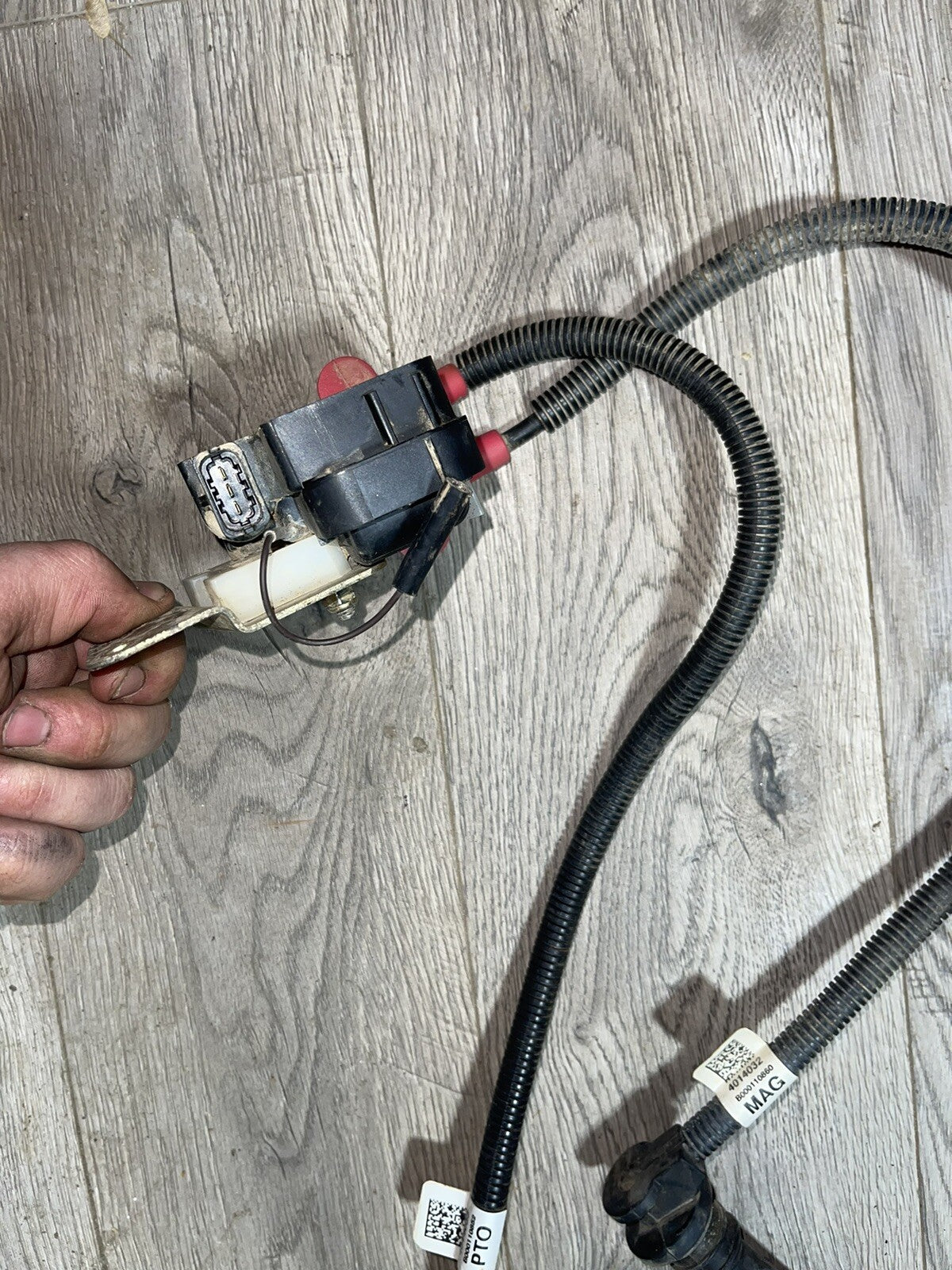 2016–2023 Polaris General/Ranger/RZR Spark Plug Wire Cap Ignition Coil OEM 