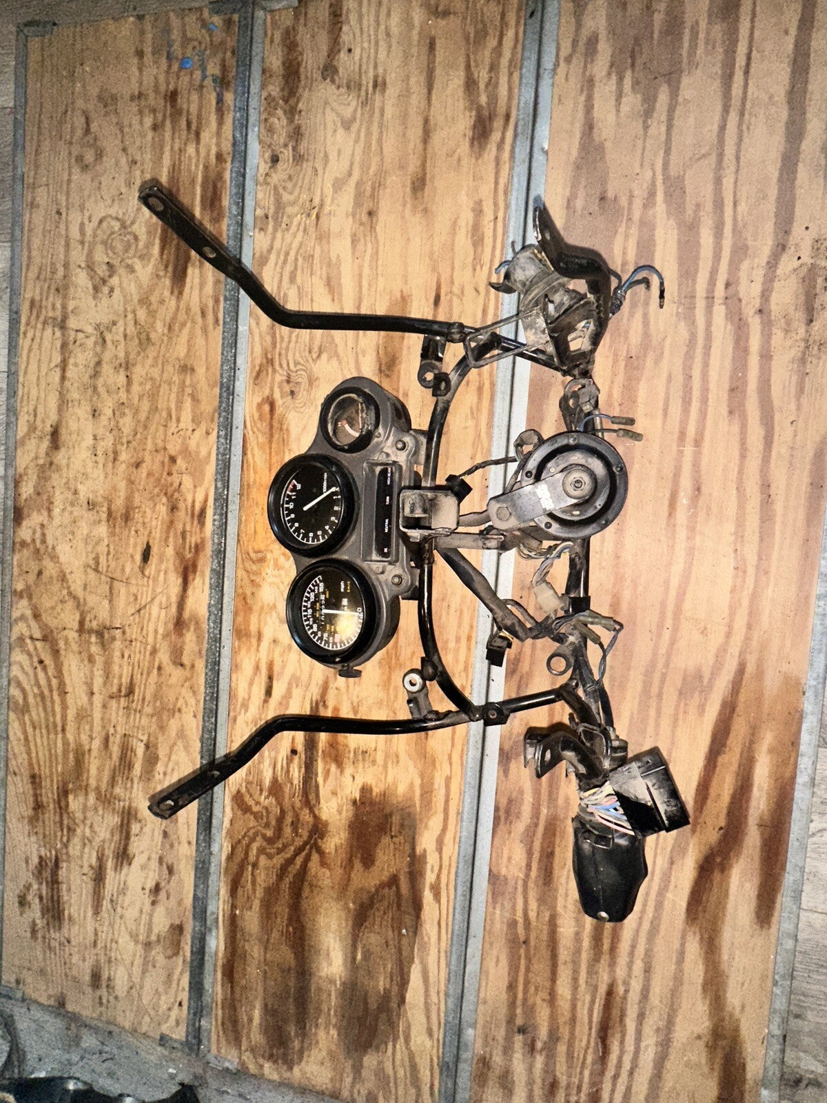 Gauges instruments speedometer FZR1000 Yamaha fzr 1000 87 88