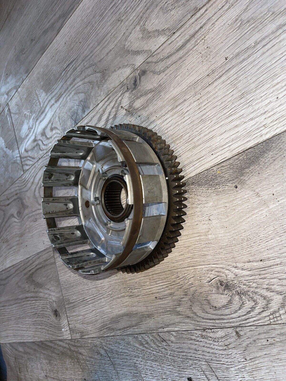 1981 HONDA CB650C  CLUTCH BASKET