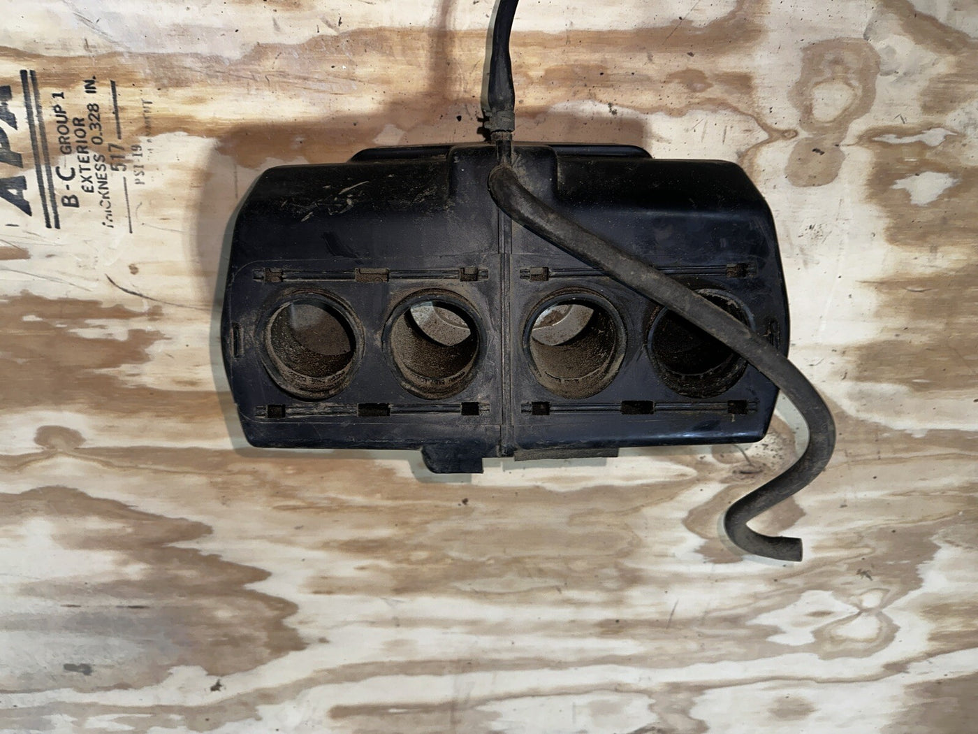 91 92 GSXR 1100 750 AIR BOX AIRBOX FILTER HOUSING CLEANER INTAKE VELOCITY STACKS