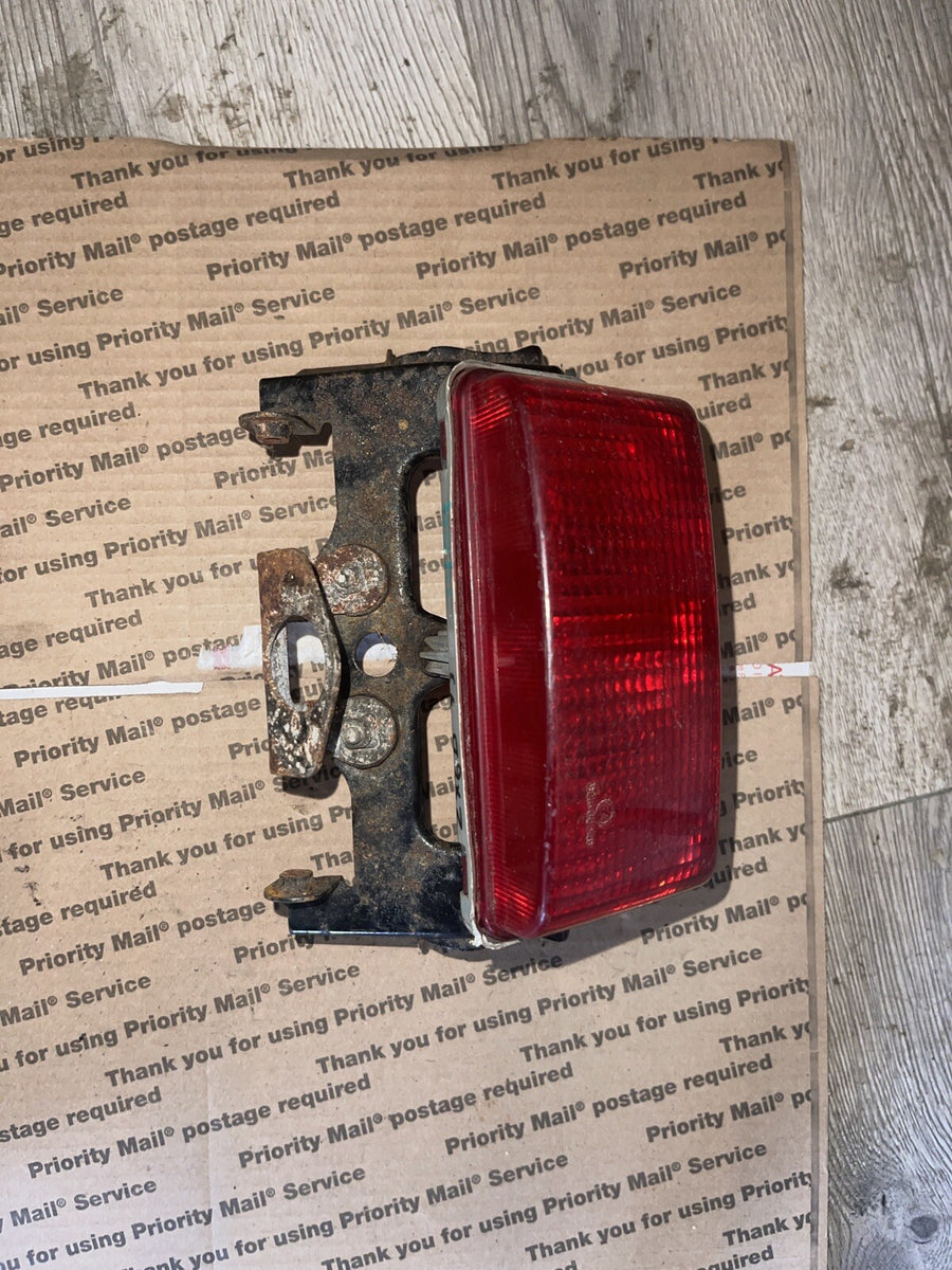 93-02 KAWASAKI NINJA ZX6 ZX600E Taillight Tail Stop Brake Light Mount Bracket 
