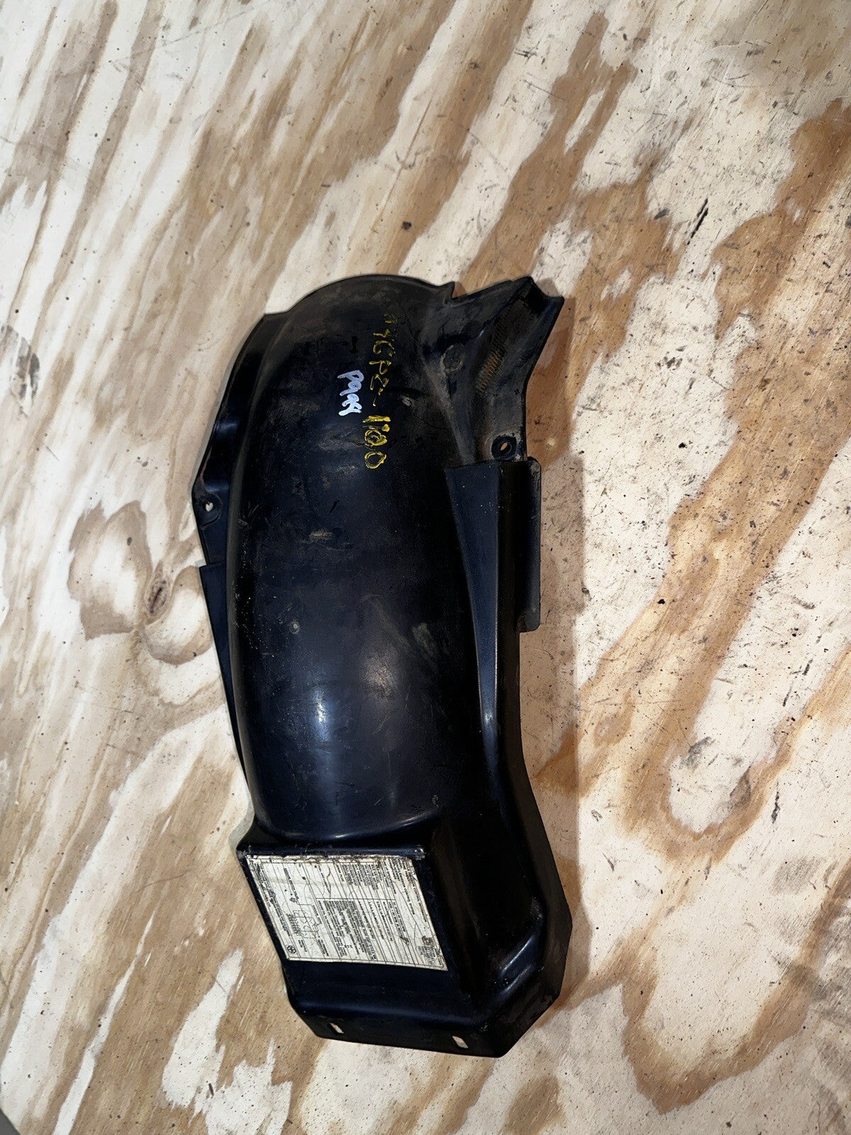 84 Kawasaki Gpz 1100 Undertail Fender