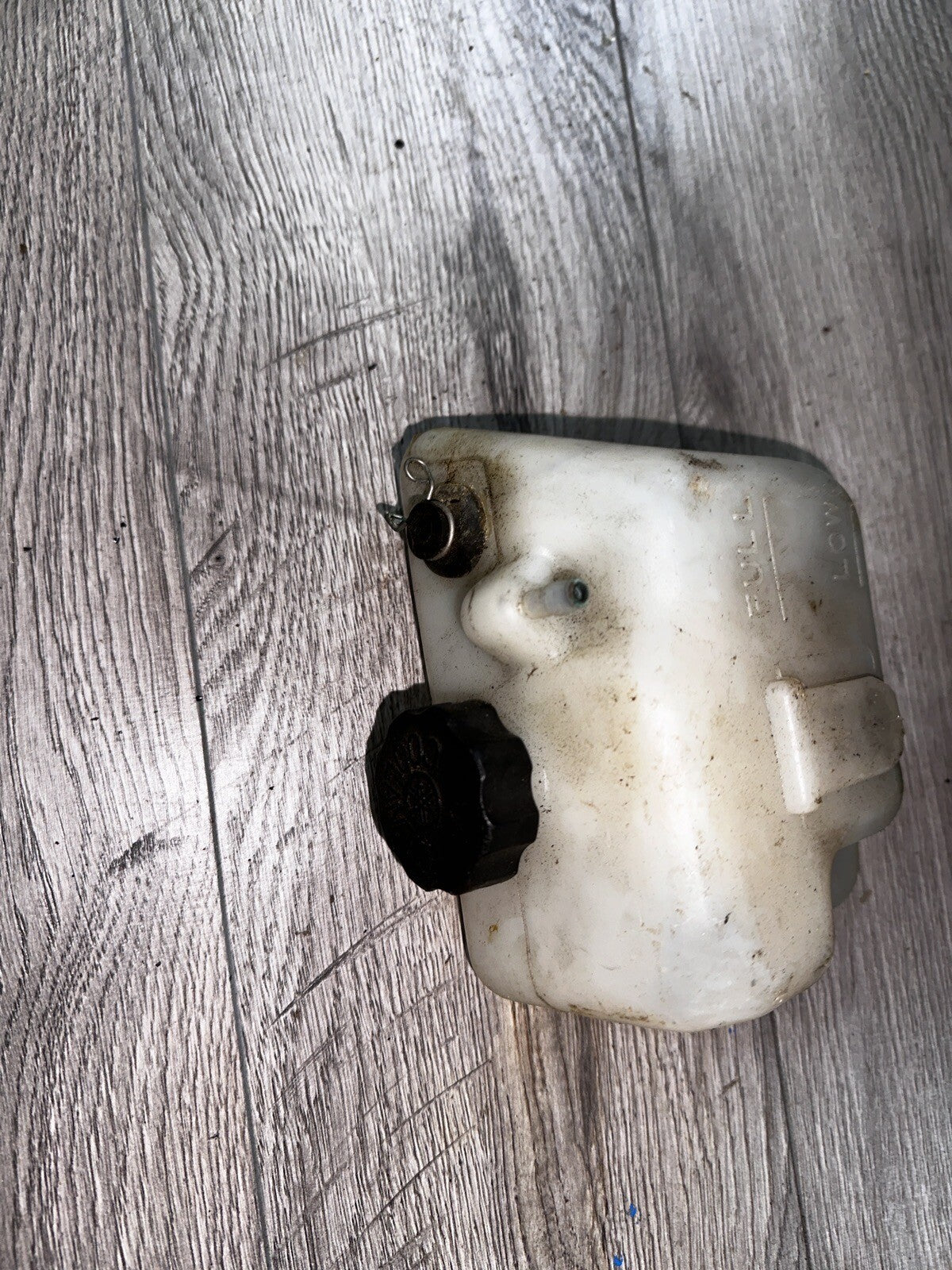 Yamaha VMAX V-Max VMX 1200 Motor Engine Coolant Overflow Reservoir