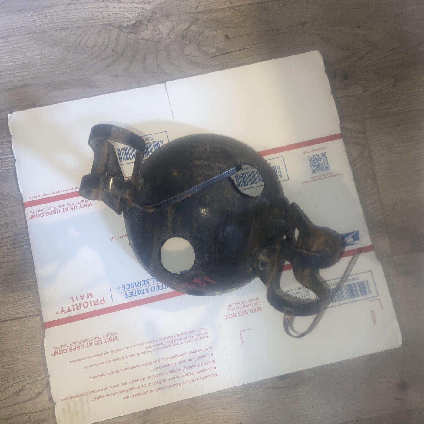 1978 yamaha headlight bucket