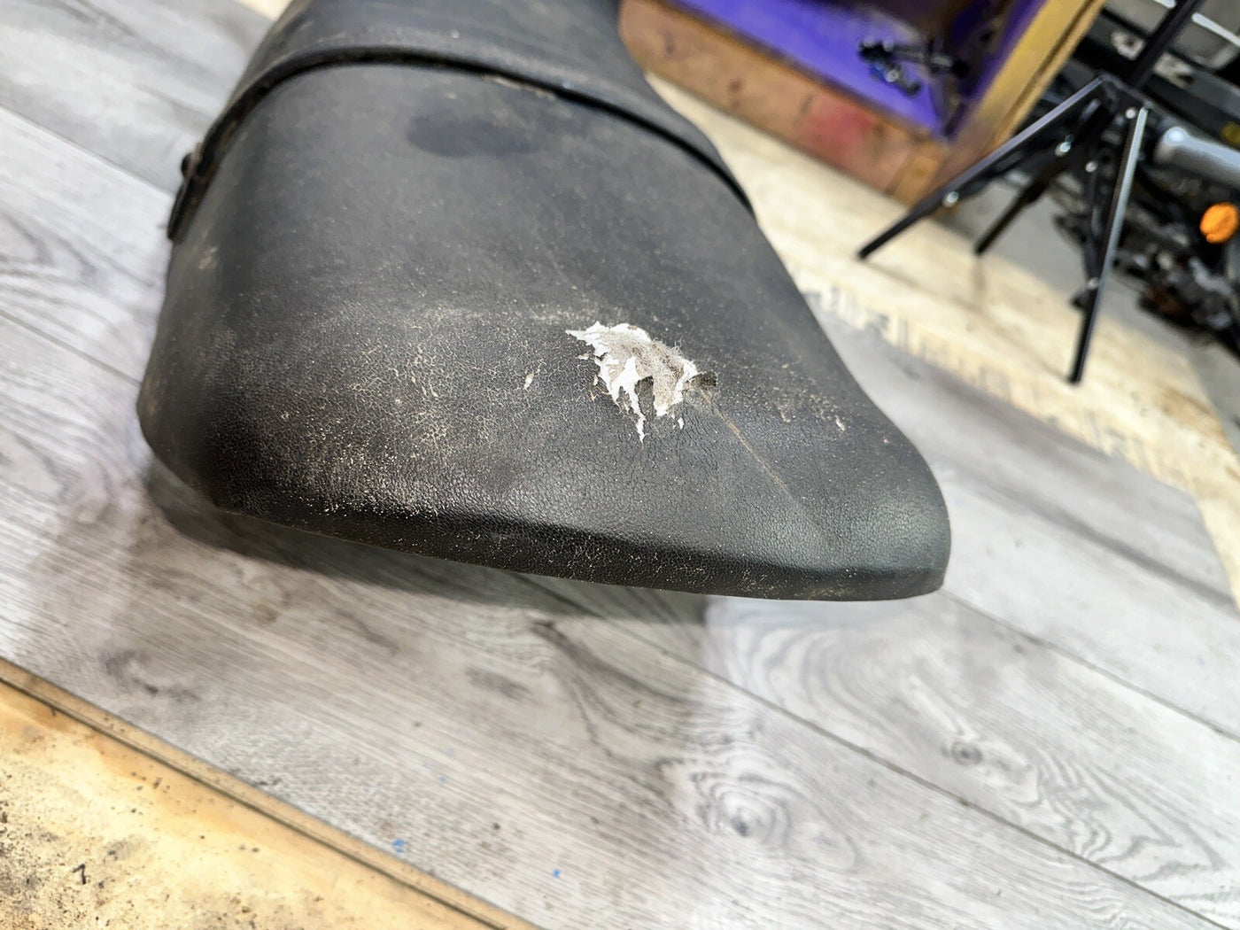 1983 SUZUKI GS750E GS750ES SEAT SADDLE