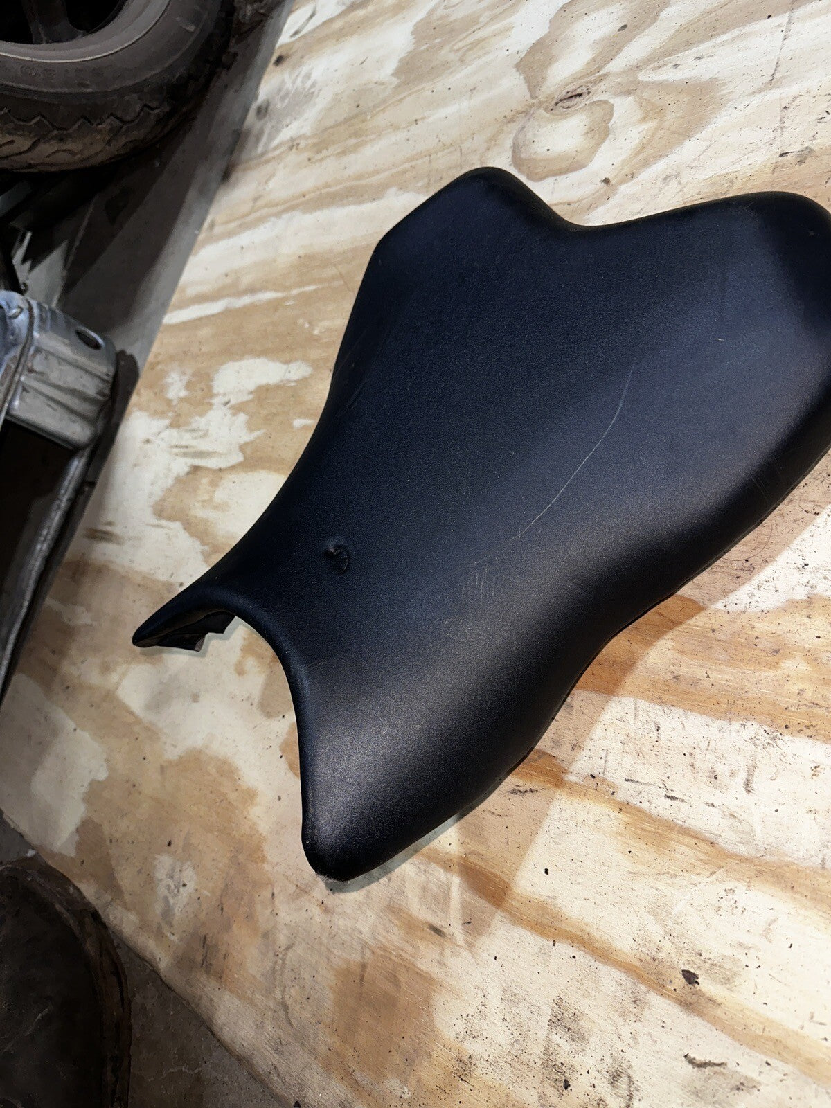 06-07 Yamaha YZF R6 R6R Front Driver Seat Drivers Rider