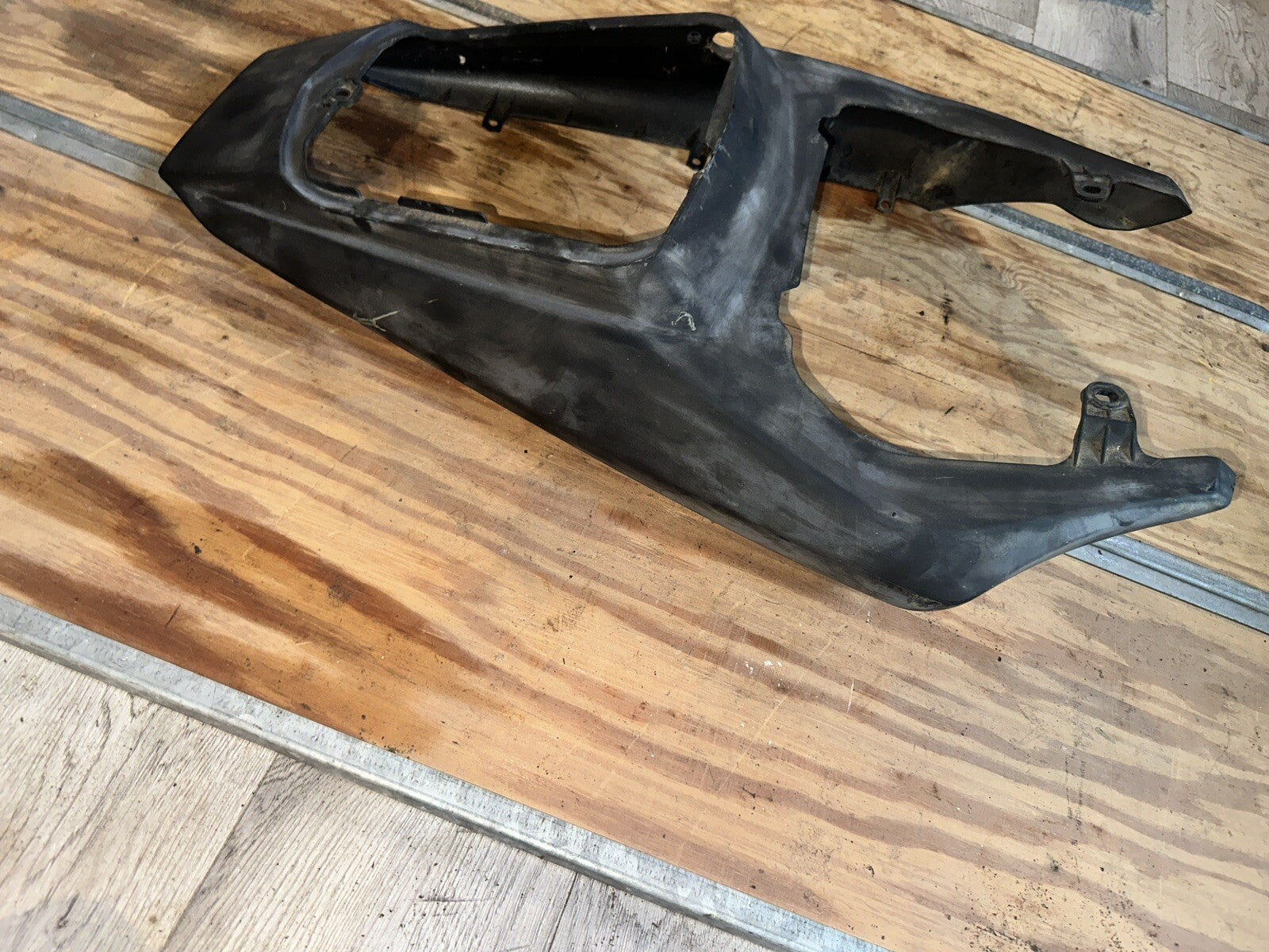 03-05 YAMAHA R6 06-09 R6S REAR TAIL FAIRING