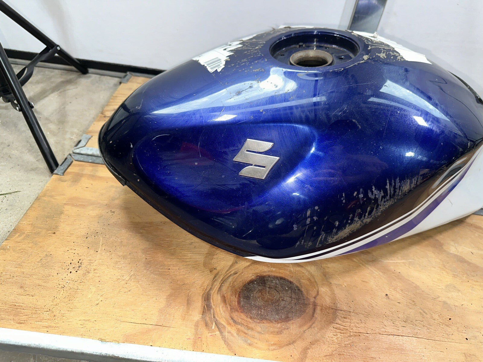 96-00 Bandit 1200S GAS TANK FUEL CELL PETROL RESERVOIR GREEN OEM