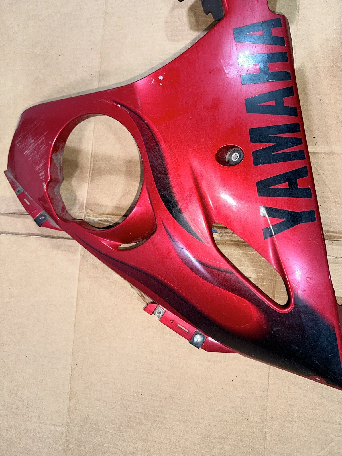 03-05 YAMAHA YZF R6 LEFT LOWER BOTTOM BELLY SIDE FAIRING COWL